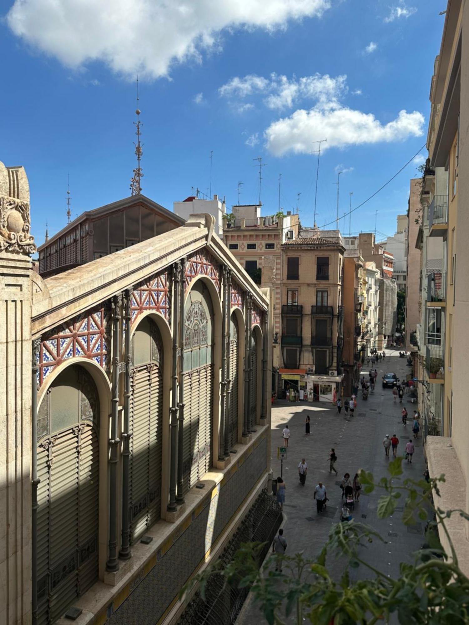 Mirador 1 Del Mercado Central - Habitacion Con Bano Privado En El Centro De La Ciudad Vella Valência Exterior foto