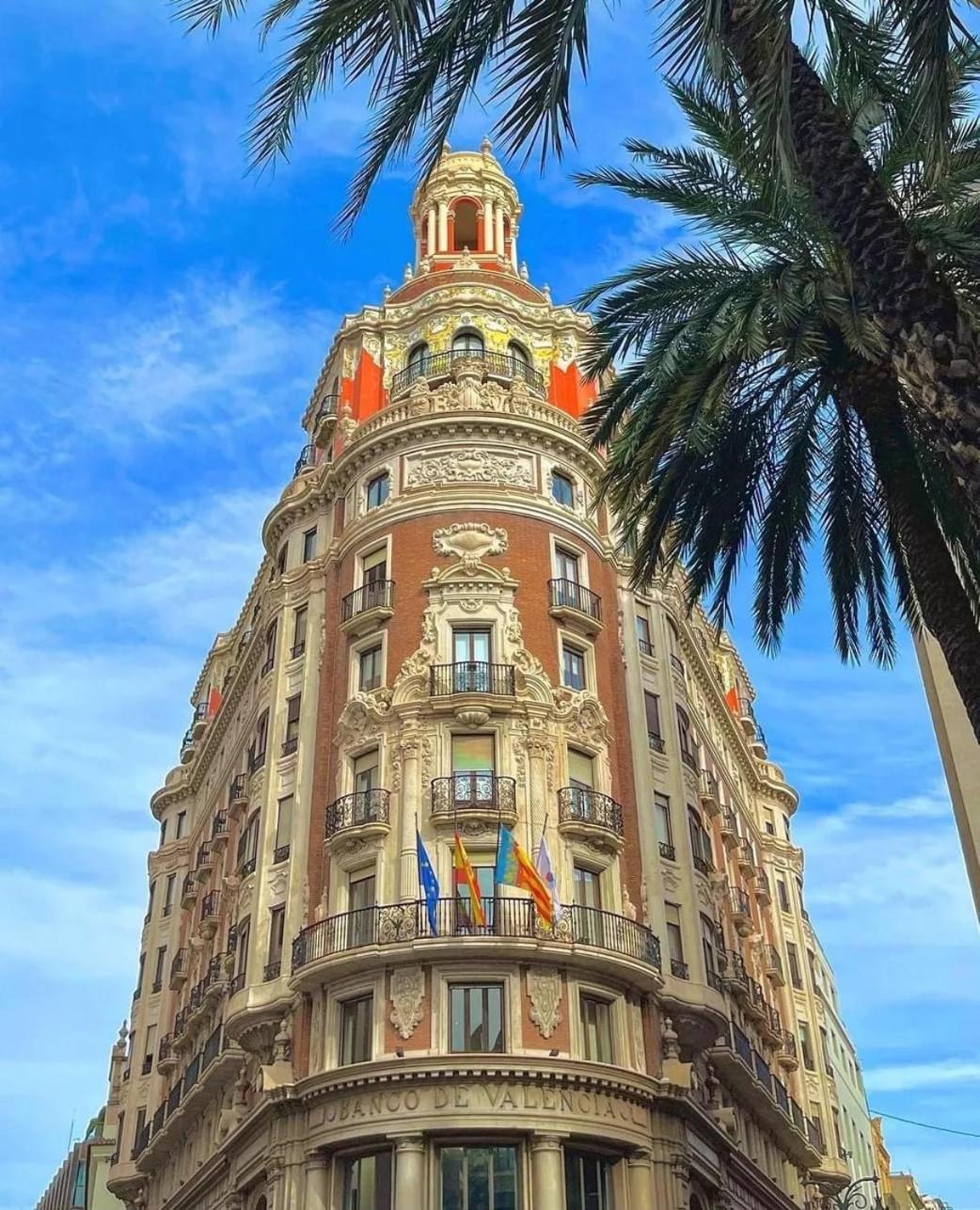 Mirador 1 Del Mercado Central - Habitacion Con Bano Privado En El Centro De La Ciudad Vella Valência Exterior foto